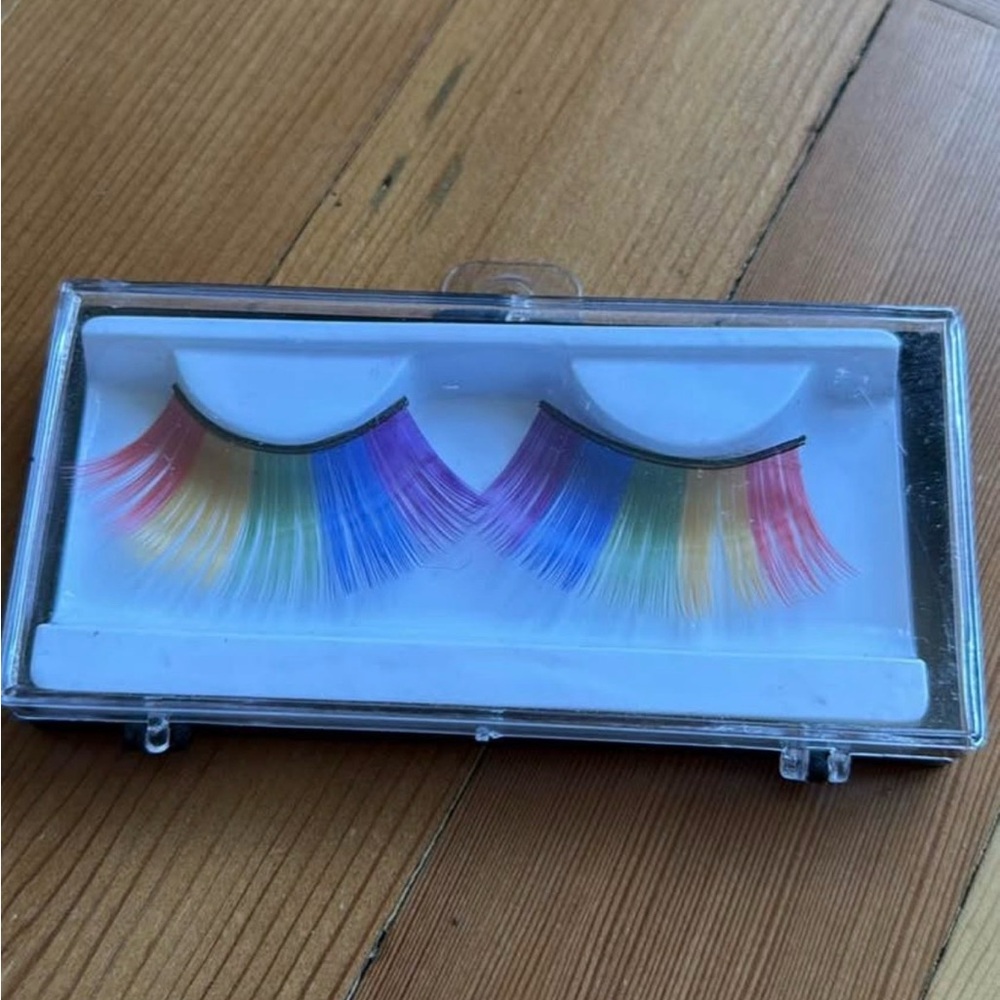Multicolor Rainbow False Eyelashes - Vibrant Color Lash Accent